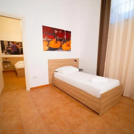 Ballaro' - Budget Hotel *