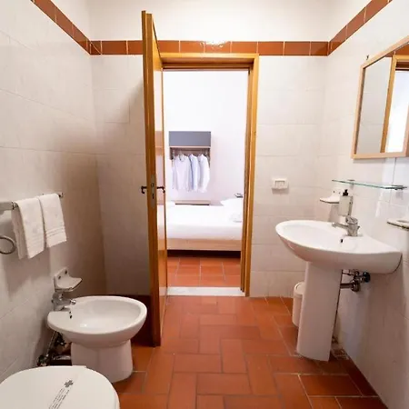 Ballaro' - Budget Hotel Palerme