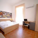 Ballaro' - Budget Hotel *