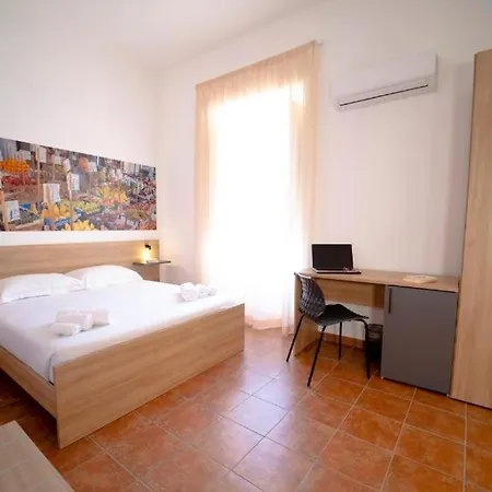 Ballaro' - Budget Hotel *